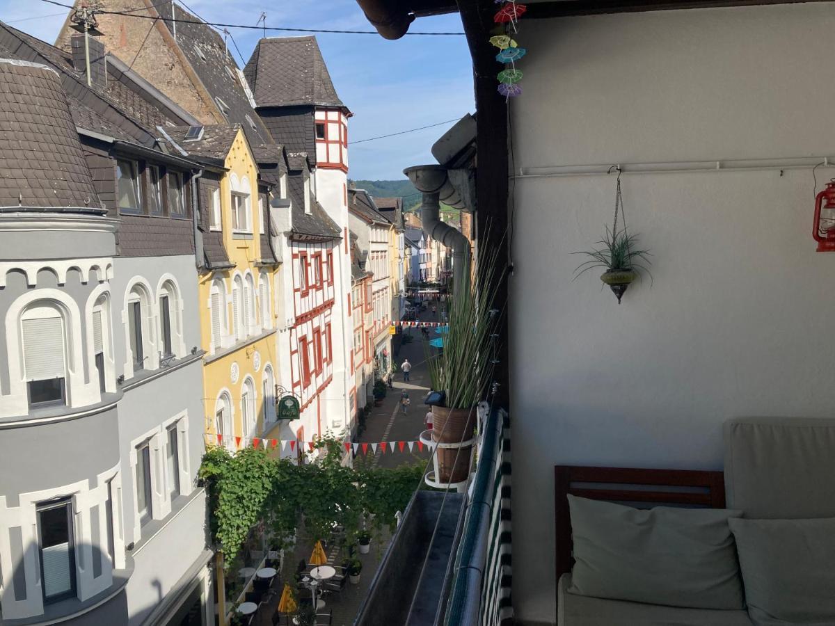 Haus Alte Metzgerei - Im Herzen Der Altstadt Zell an der Mosel Exterior foto